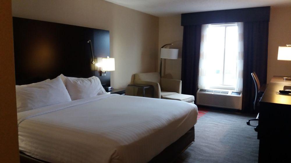 Holiday Inn Express Hotel & Suites Waterford By Ihg Екстер'єр фото