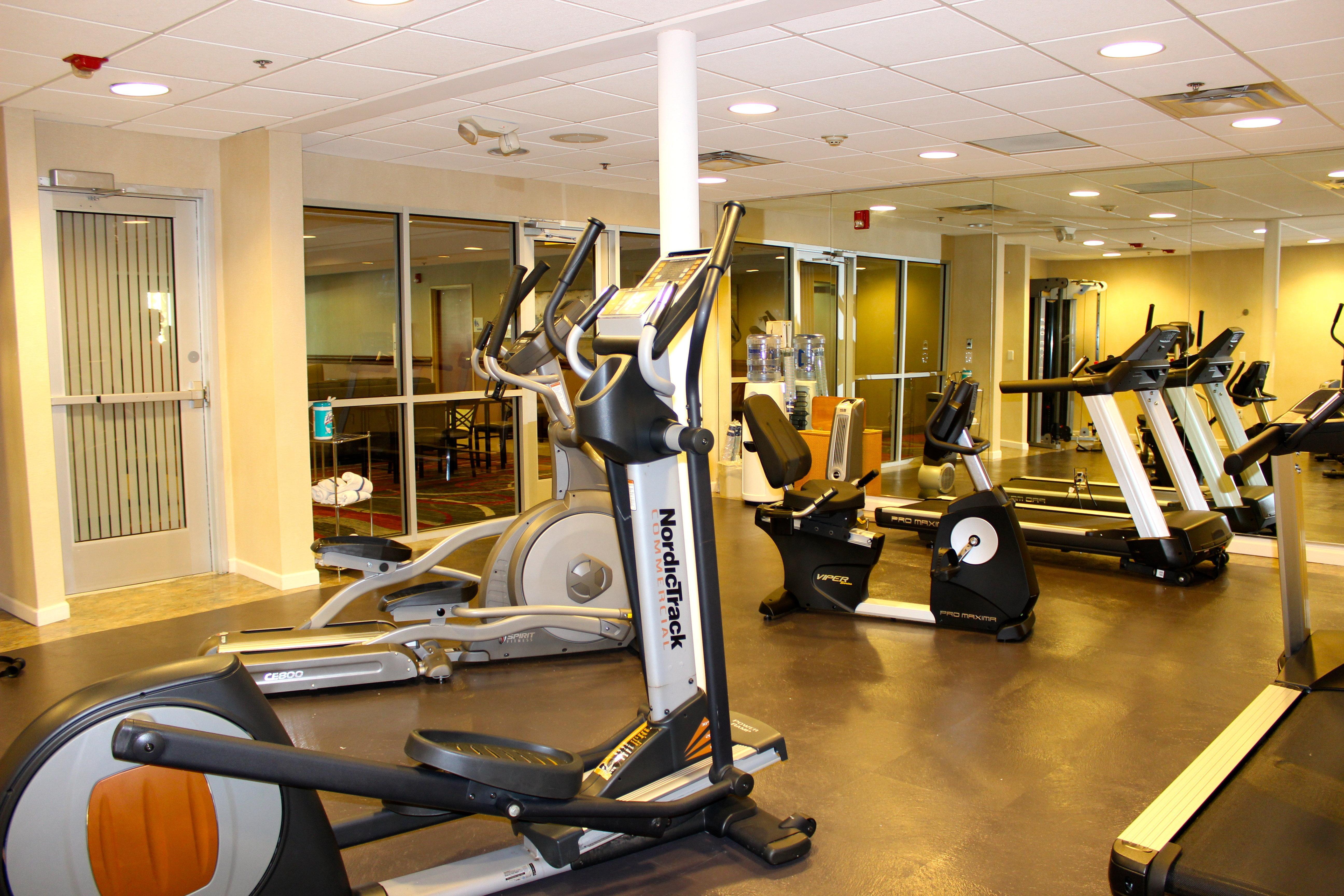 Holiday Inn Express Hotel & Suites Waterford By Ihg Екстер'єр фото