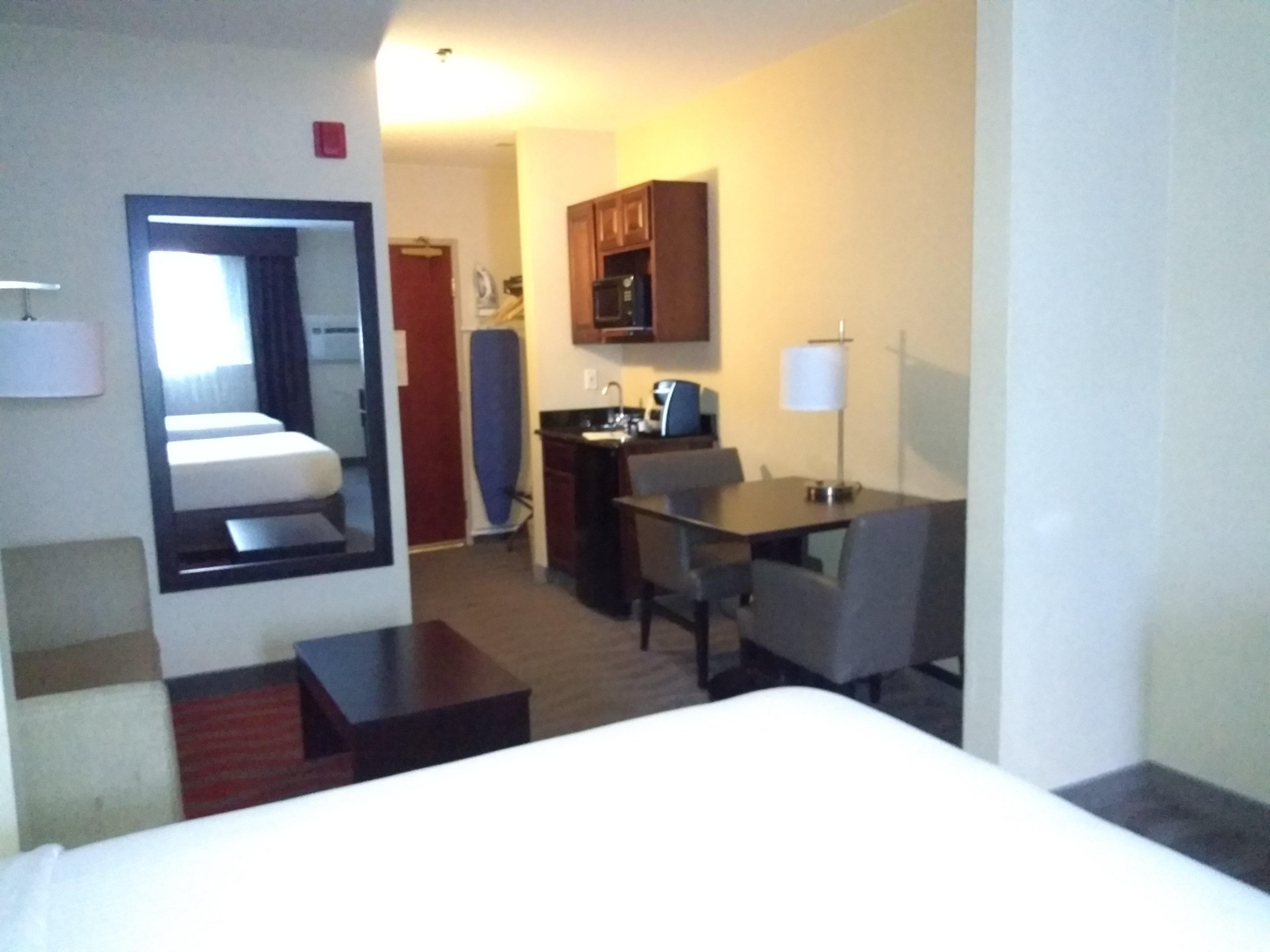 Holiday Inn Express Hotel & Suites Waterford By Ihg Екстер'єр фото