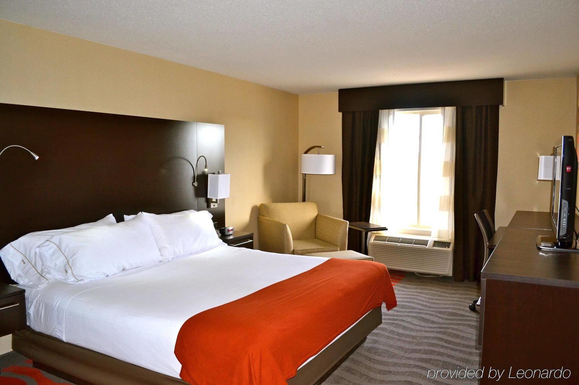 Holiday Inn Express Hotel & Suites Waterford By Ihg Екстер'єр фото