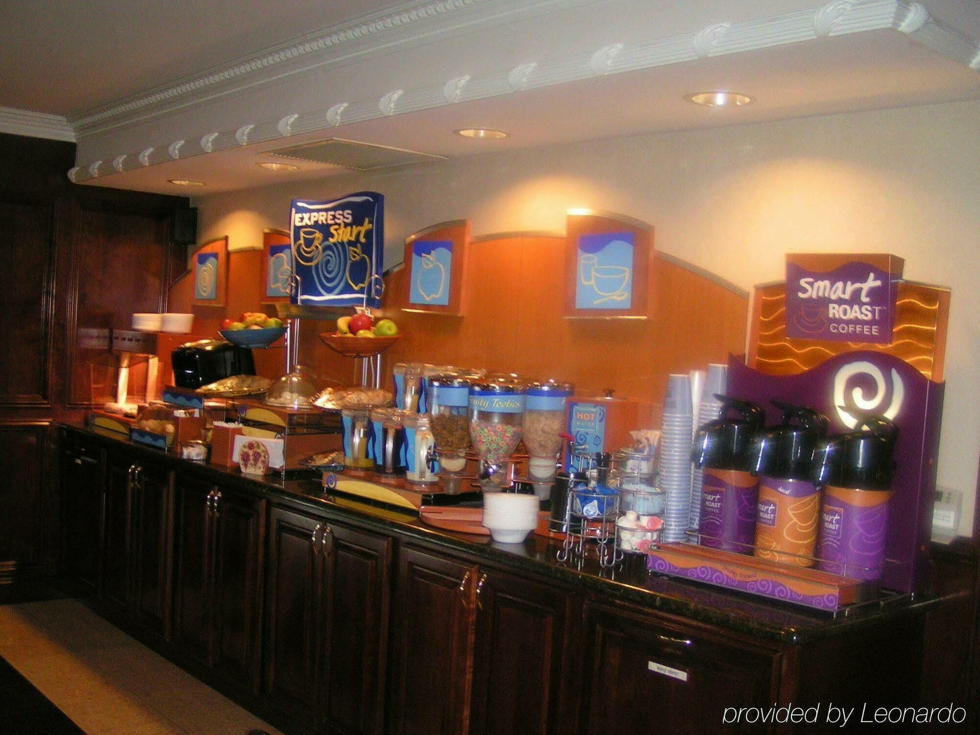 Holiday Inn Express Hotel & Suites Waterford By Ihg Екстер'єр фото